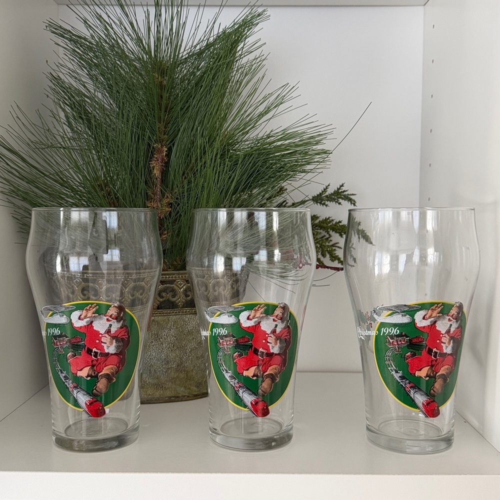 Coca Cola Commemorative Collectors Cup - Vintage Christmas 1994 - Santa Claus